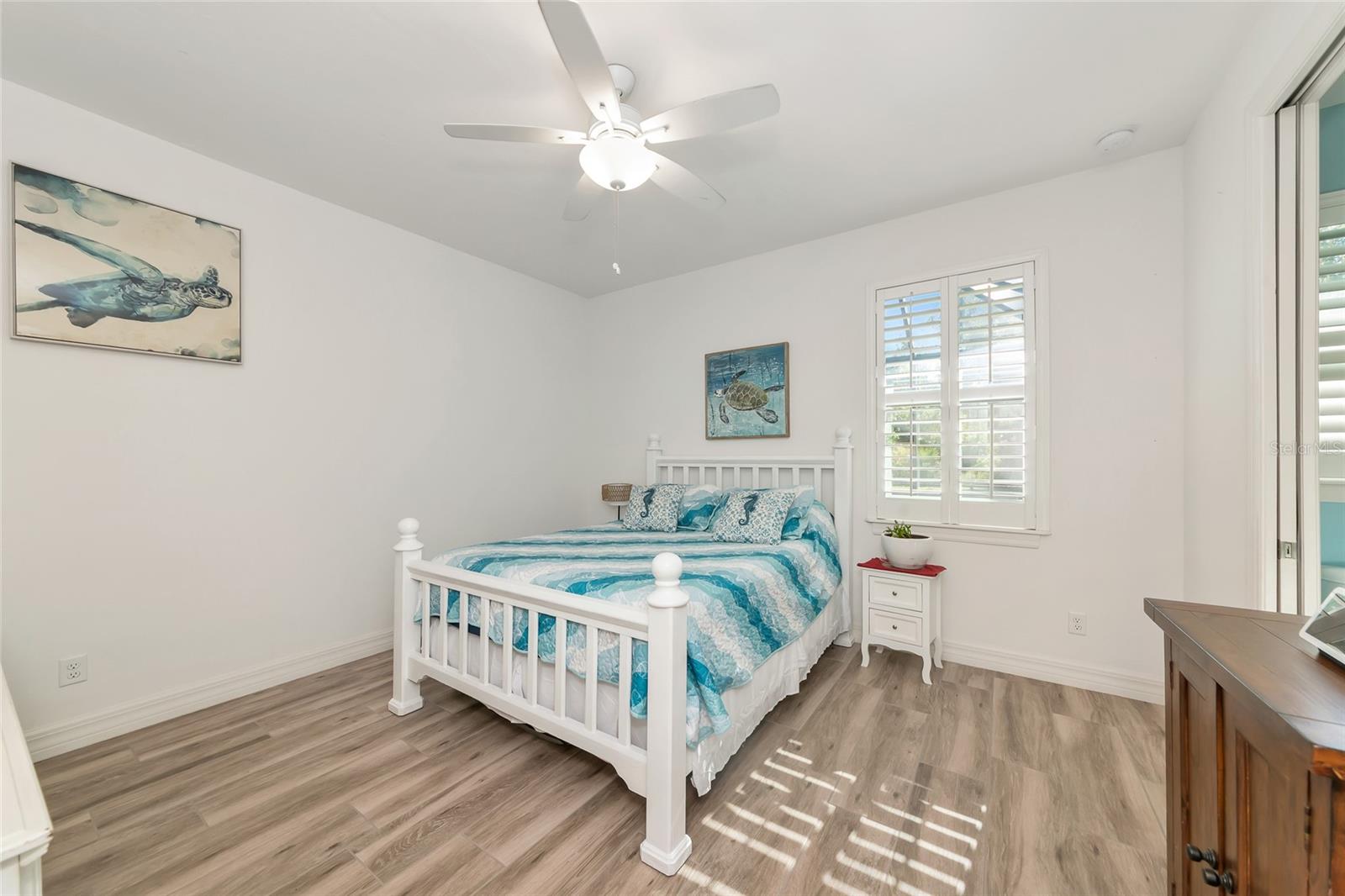 Image 27 of 95 For 13443 Boabadilla Lane