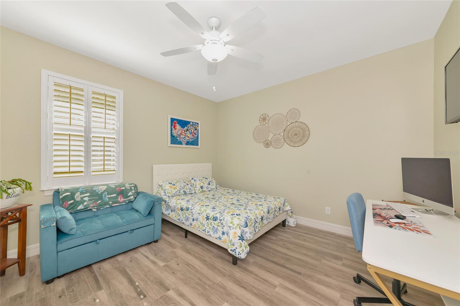 Image 34 of 95 For 13443 Boabadilla Lane