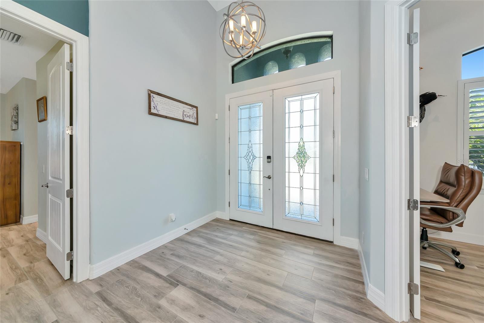 Image 42 of 95 For 13443 Boabadilla Lane