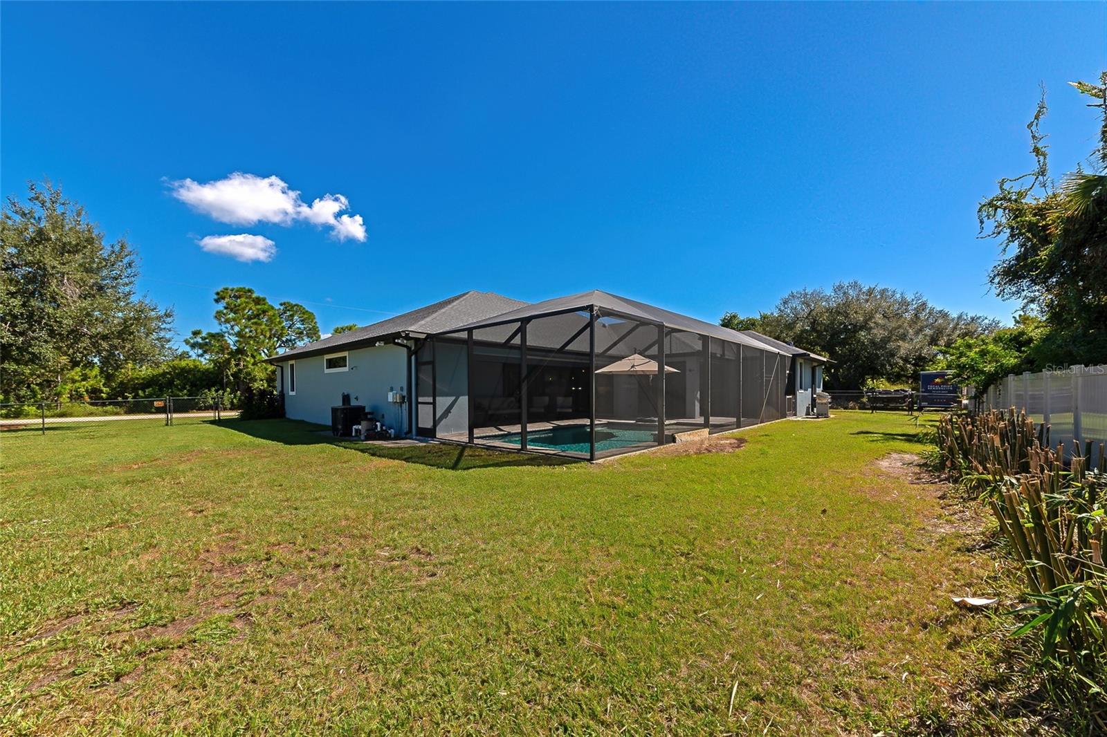 Image 61 of 95 For 13443 Boabadilla Lane