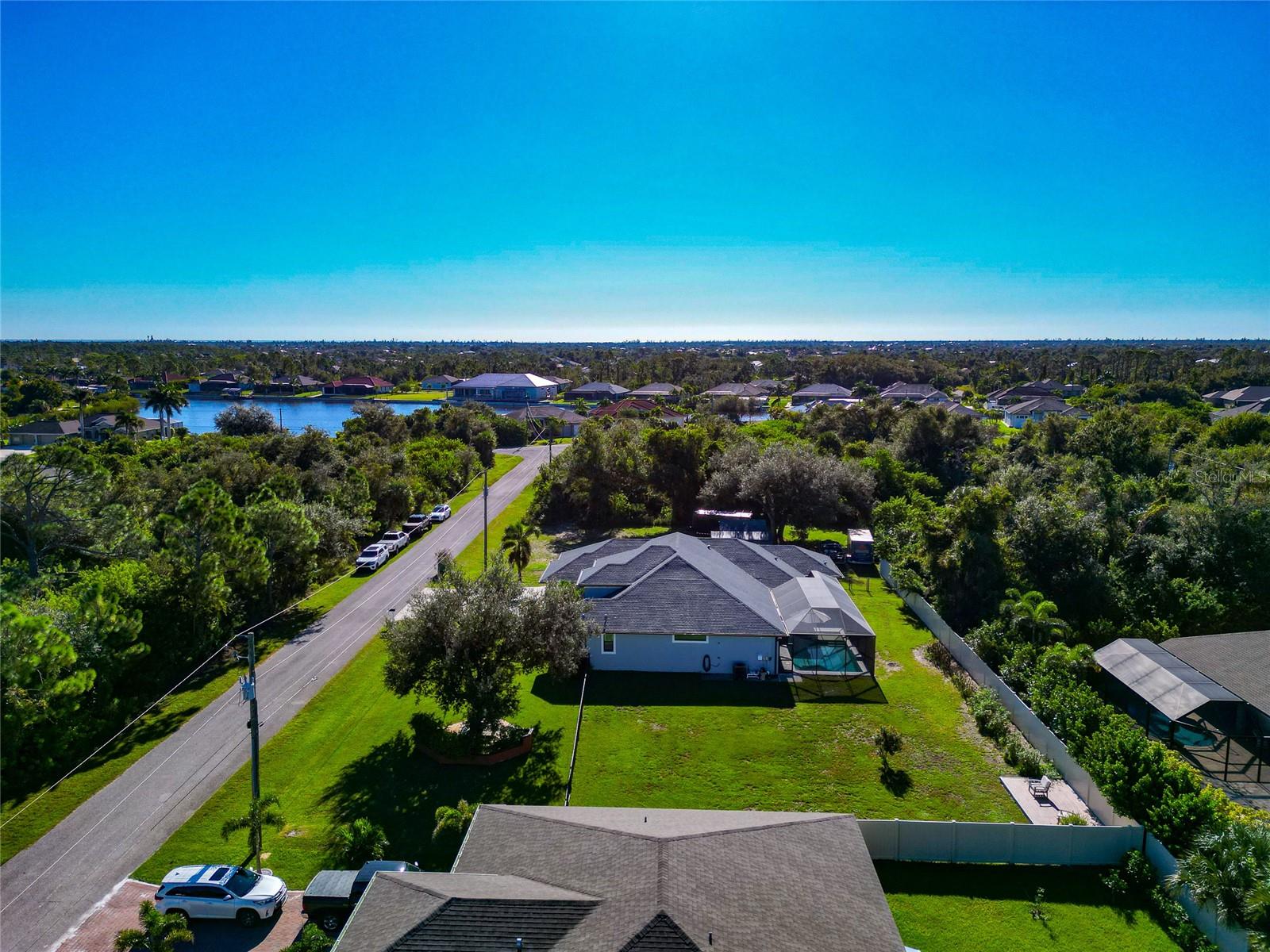 Image 84 of 95 For 13443 Boabadilla Lane