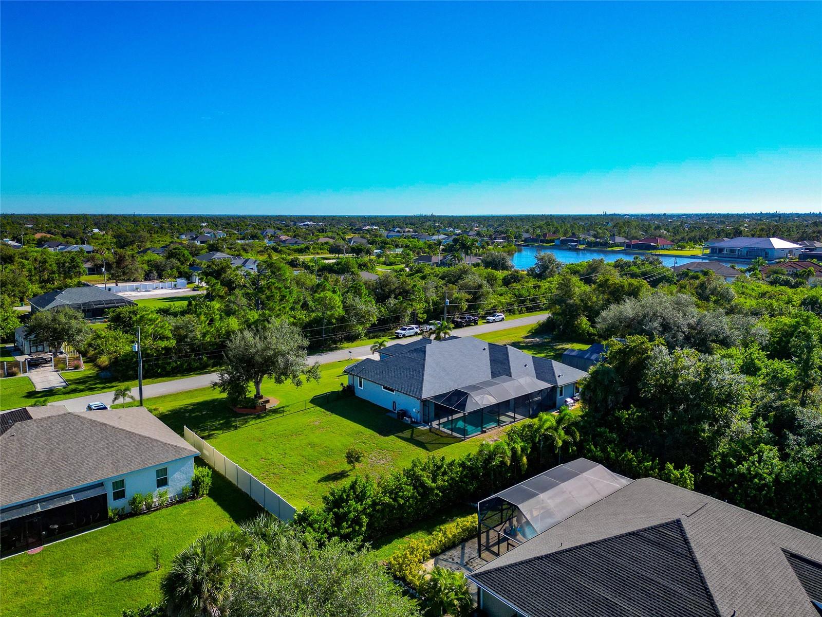 Image 85 of 95 For 13443 Boabadilla Lane