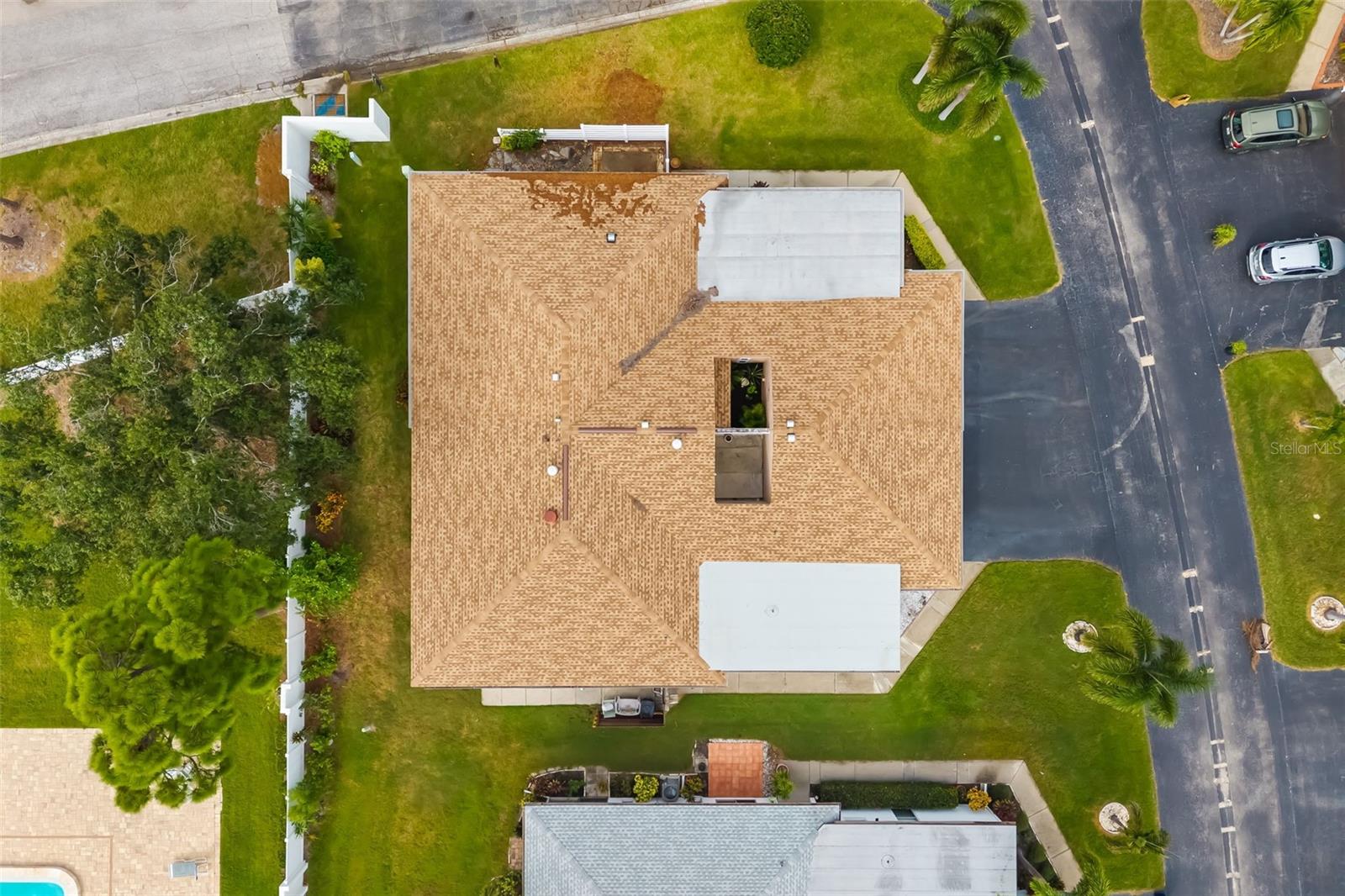 Image 36 of 43 For 3500 Village Court 221