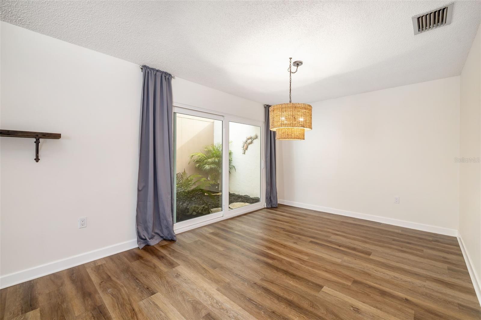 Image 6 of 43 For 3500 Village Court 221
