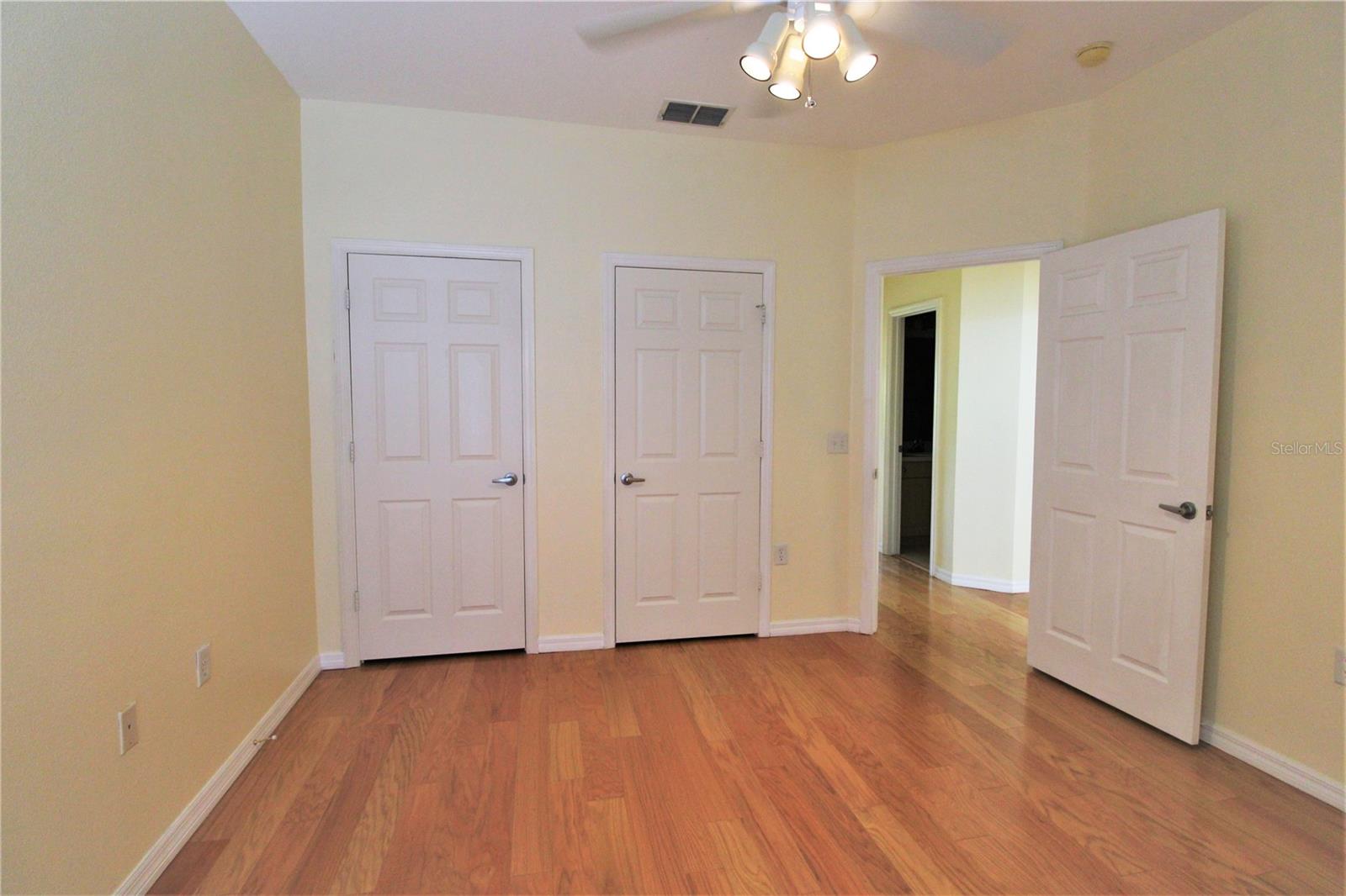 Image 13 of 25 For 7648 Plantation Circle