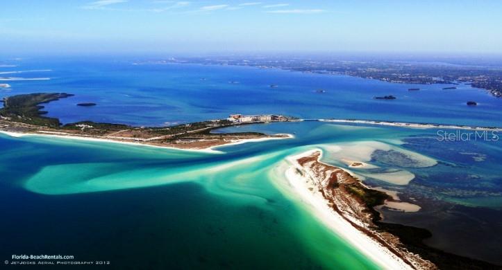 Listing photo id 26 for 4922 Treeline Drive