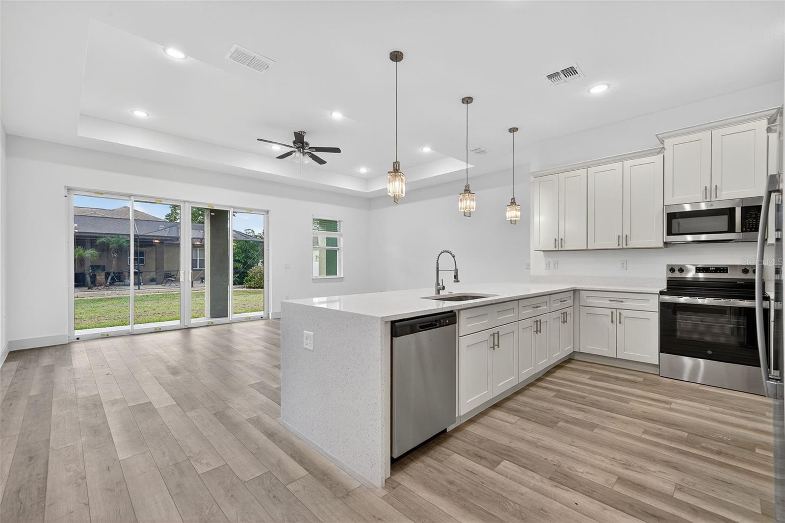 Image 10 of 63 For 2453 Yalta Terrace