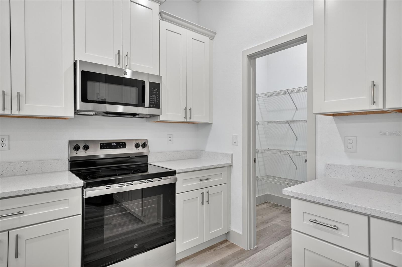 Image 16 of 63 For 2453 Yalta Terrace
