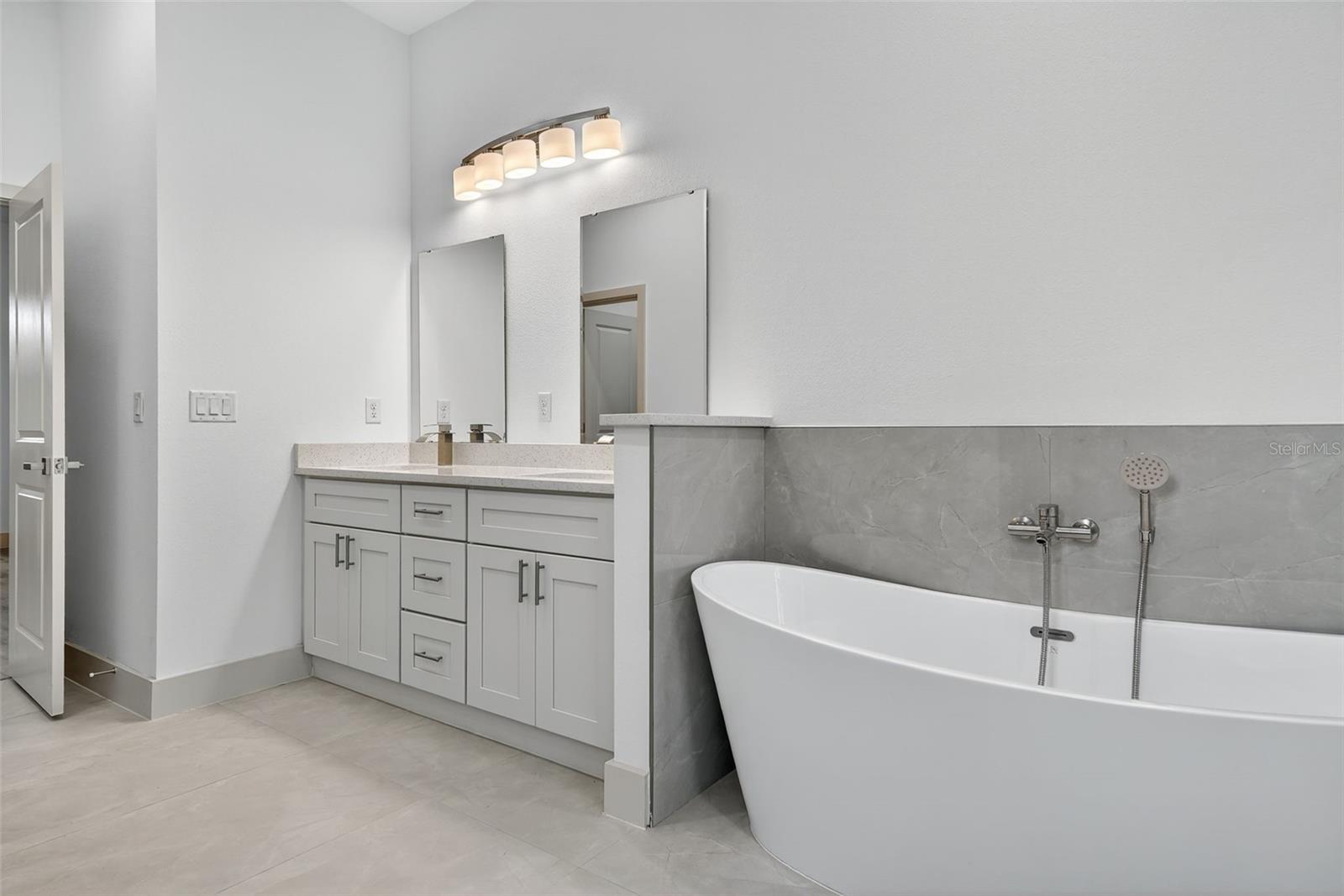 Image 33 of 63 For 2453 Yalta Terrace