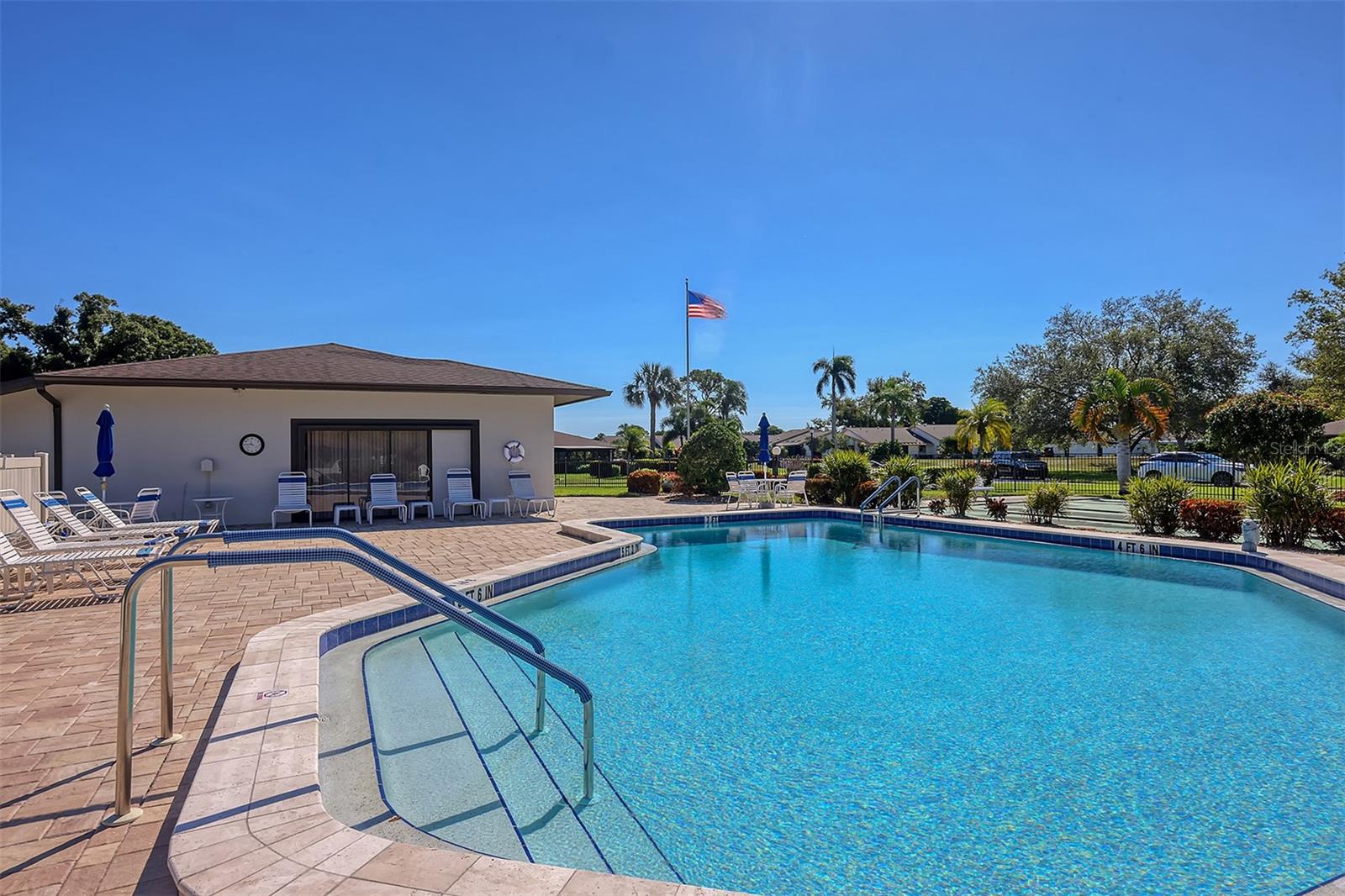 Image 21 of 23 For 6502 Heritage Lane