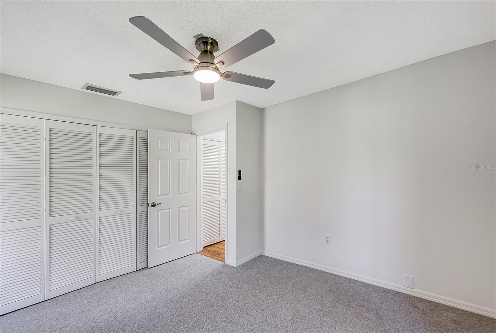 Image 8 of 23 For 6502 Heritage Lane