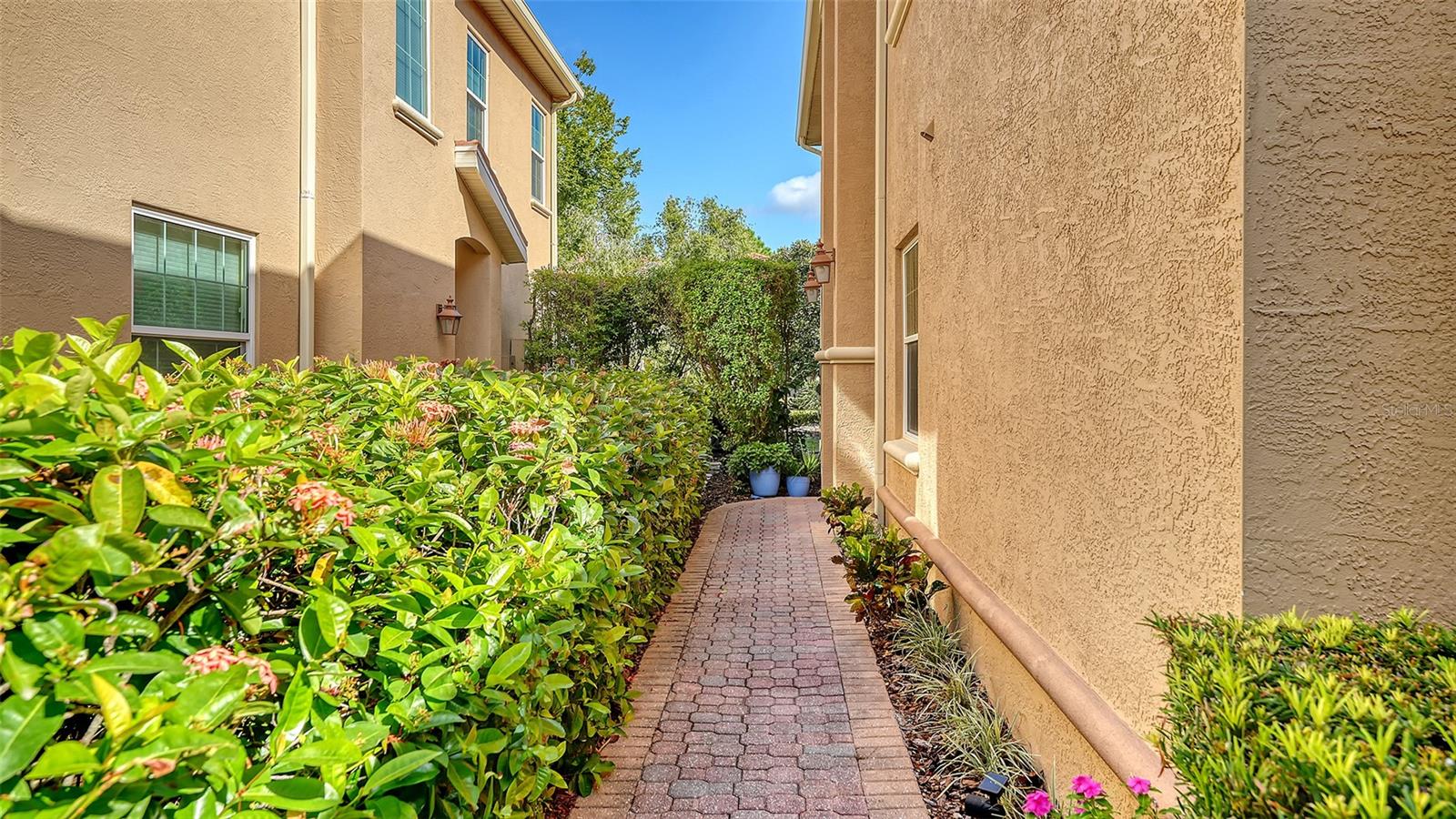 Image 4 of 48 For 3671 Square West Lane 22