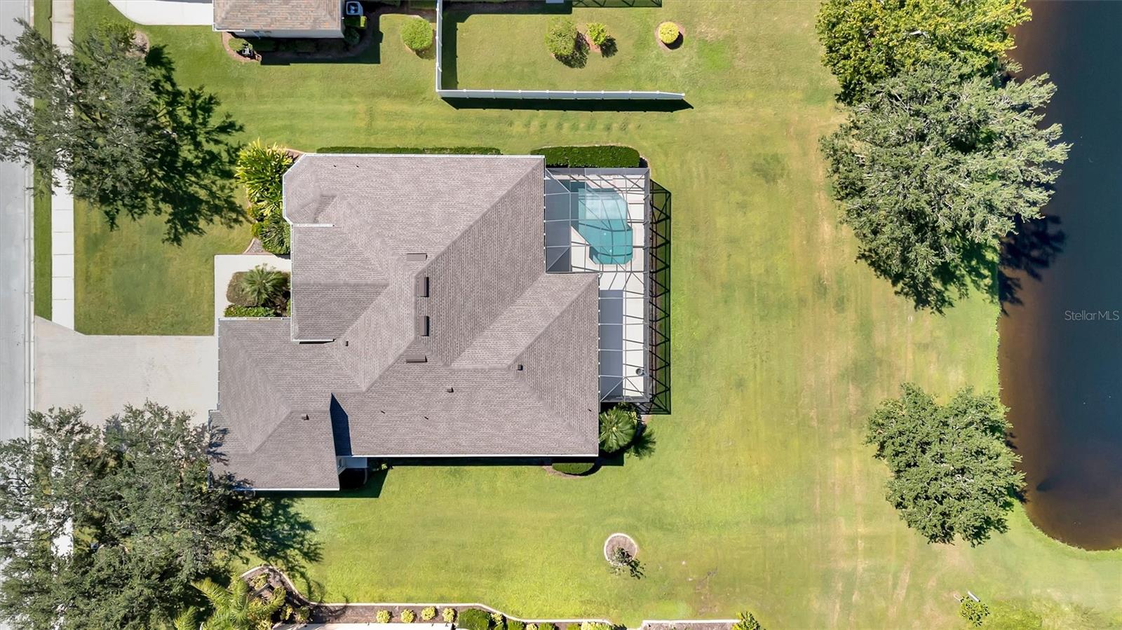 Image 22 of 63 For 15409 17th Avenue