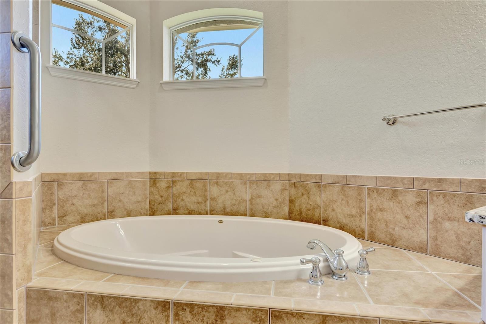 Image 28 of 63 For 15409 17th Avenue