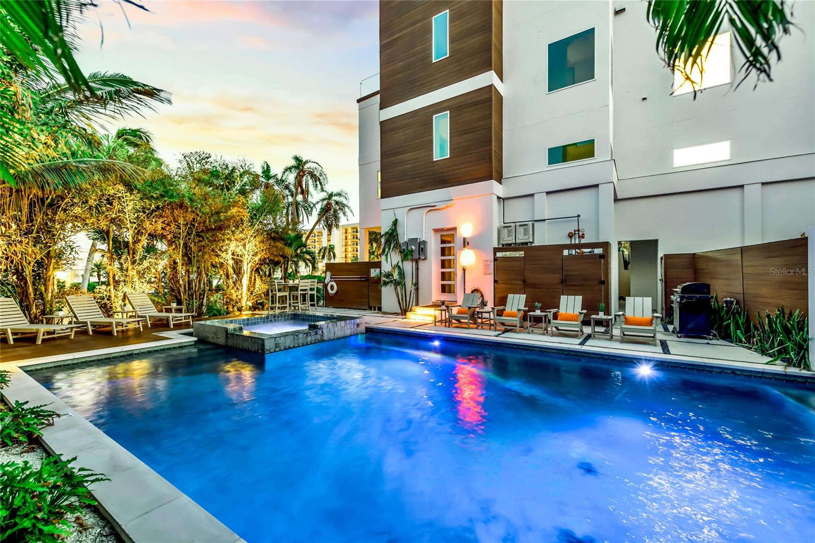 Image 11 of 69 For 329 Beach Road B