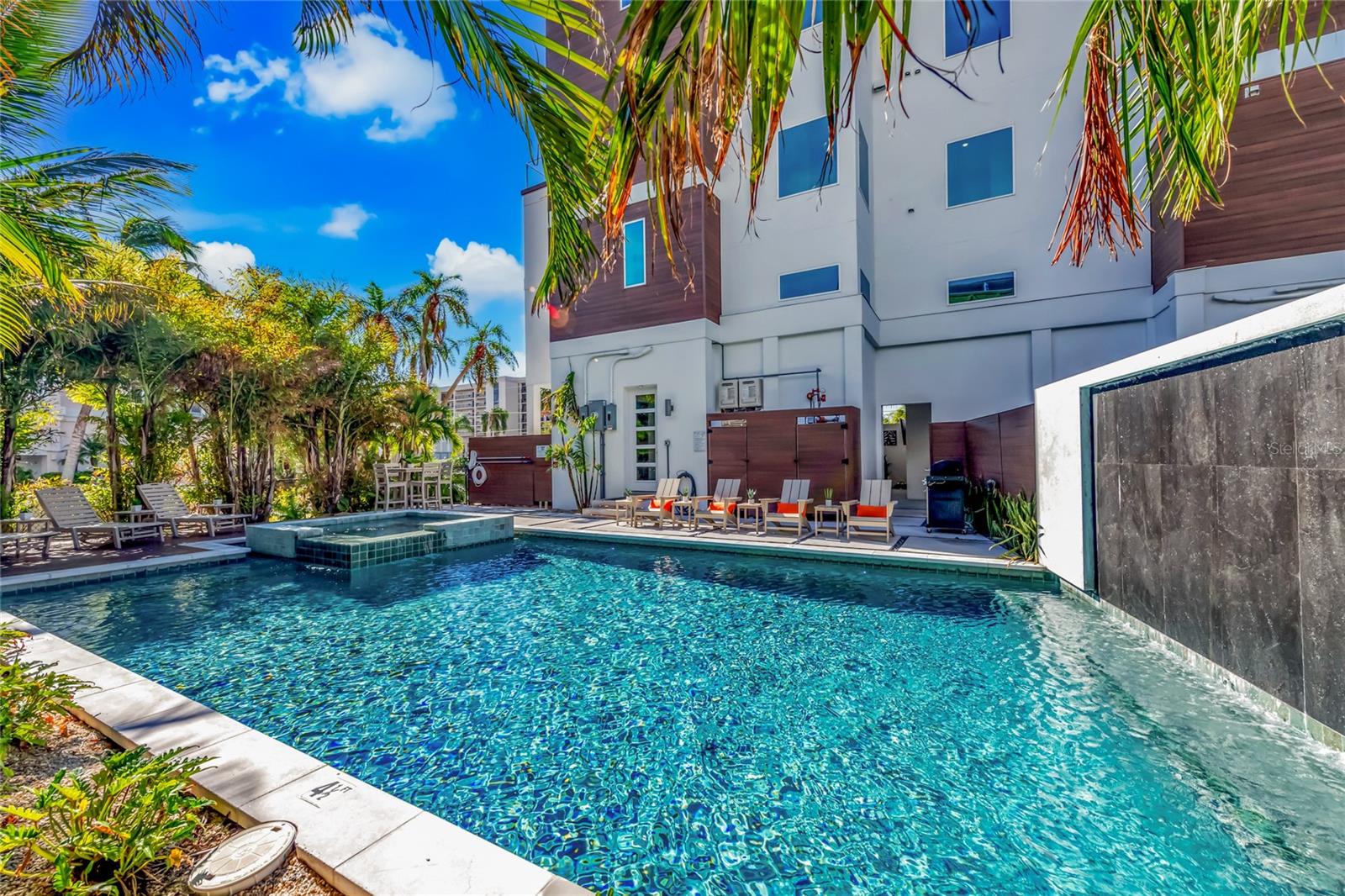 Image 15 of 69 For 329 Beach Road B