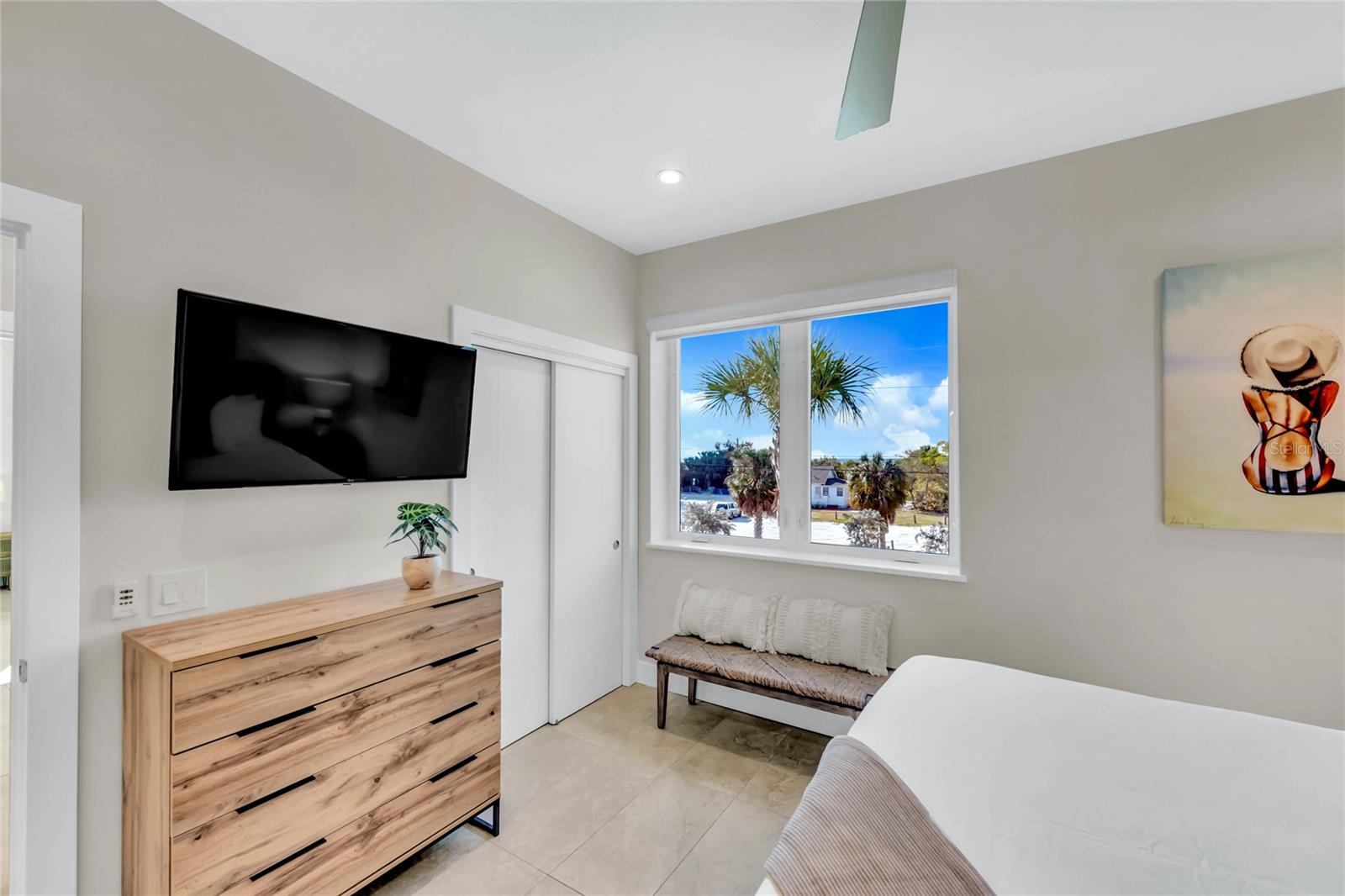 Image 35 of 69 For 329 Beach Road B