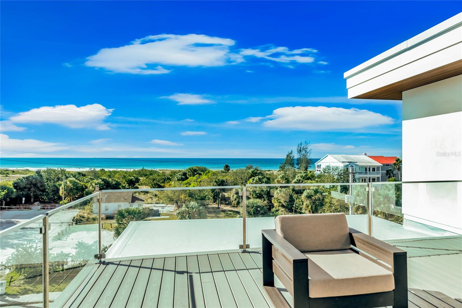 Image 65 of 69 For 329 Beach Road B