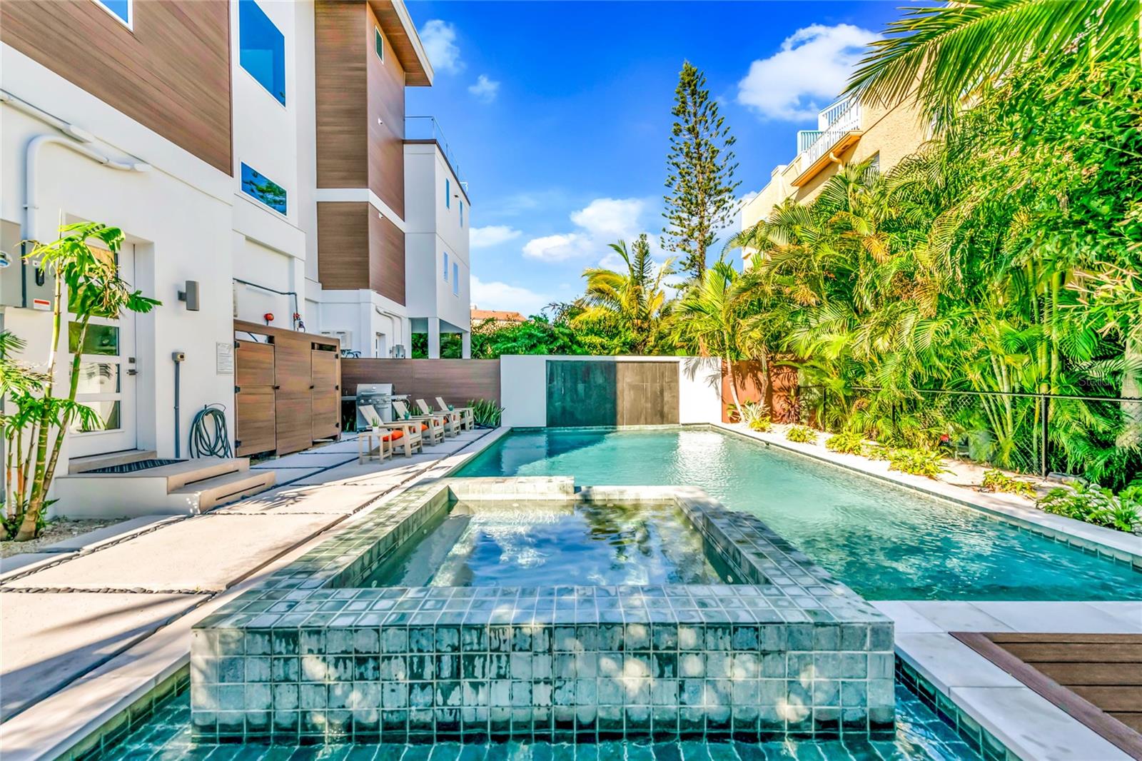 Image 68 of 69 For 329 Beach Road B