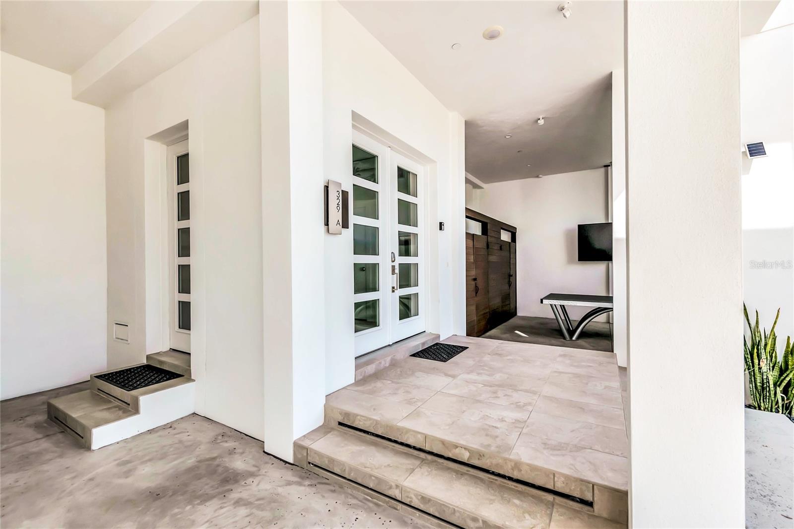 Image 7 of 69 For 329 Beach Road B