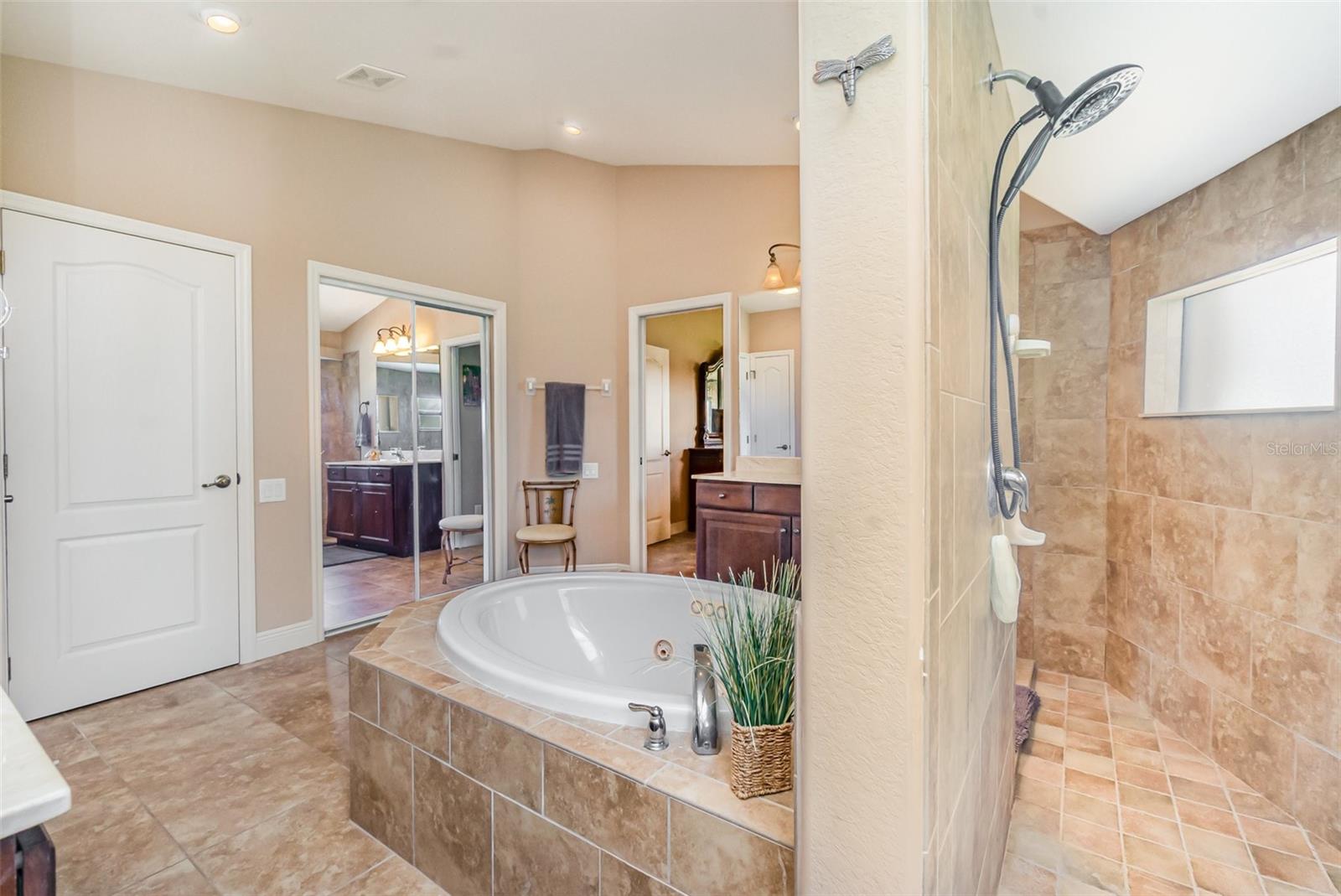 Image 18 of 33 For 2239 Old Burnt Store Road N