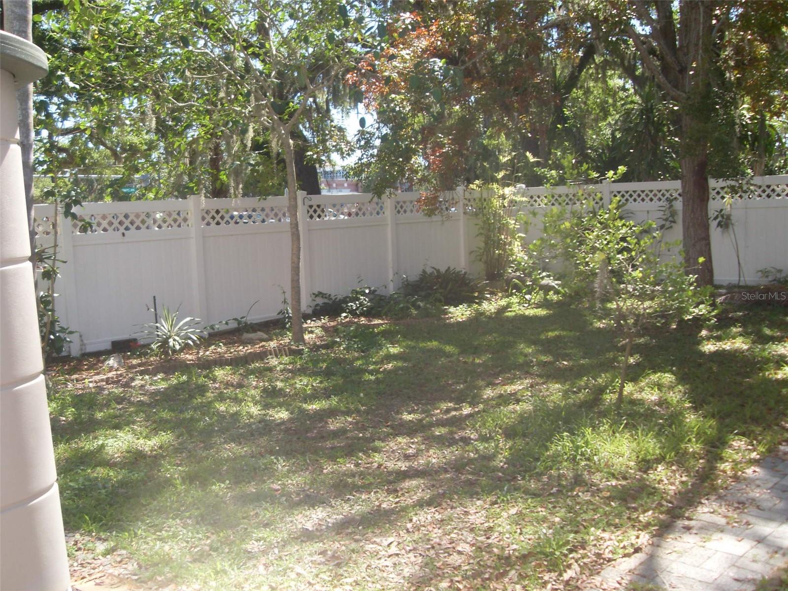 Image 23 of 25 For 1706 4th Avenue E