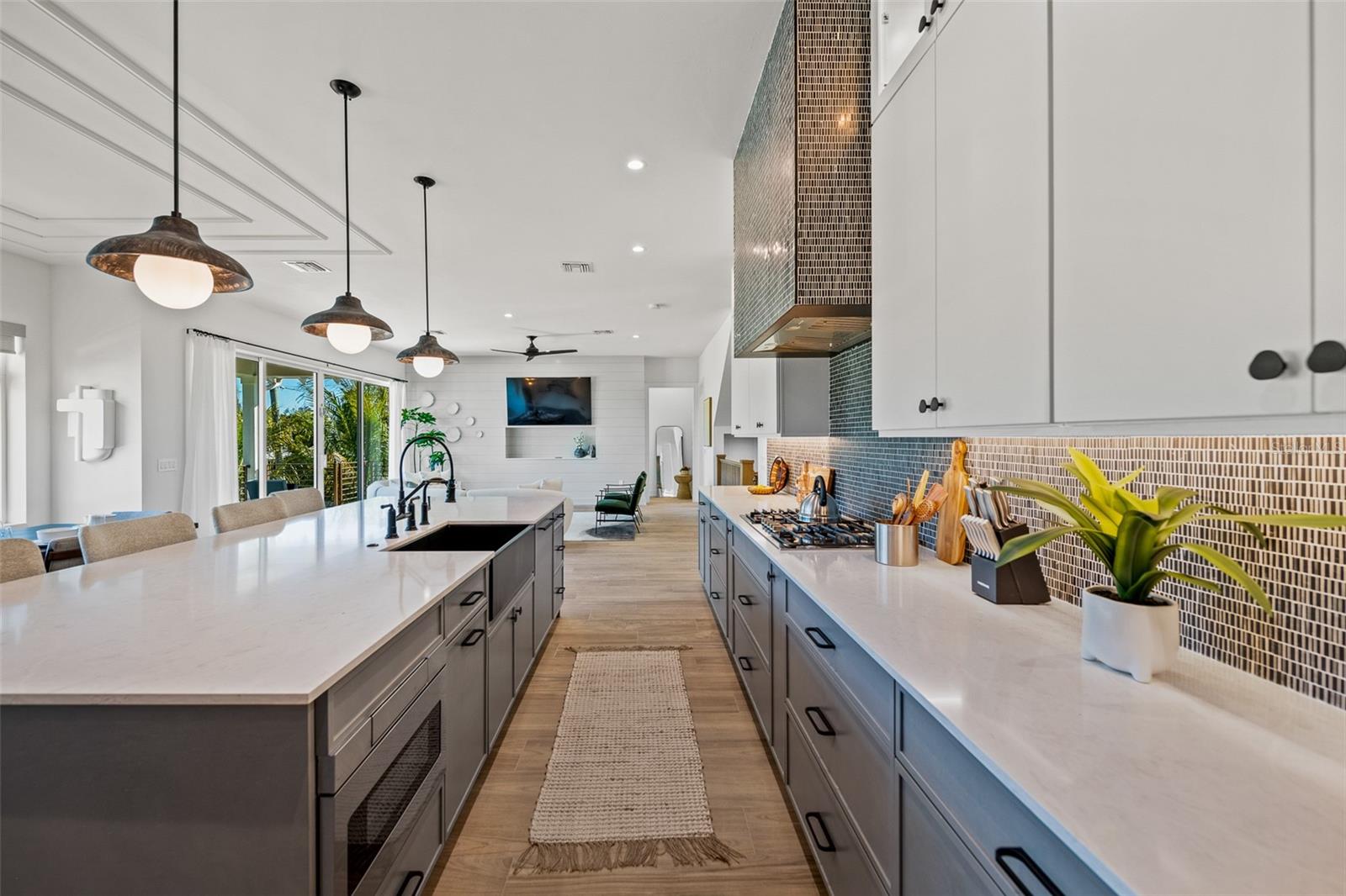 Image 13 of 92 For 401 77th Street