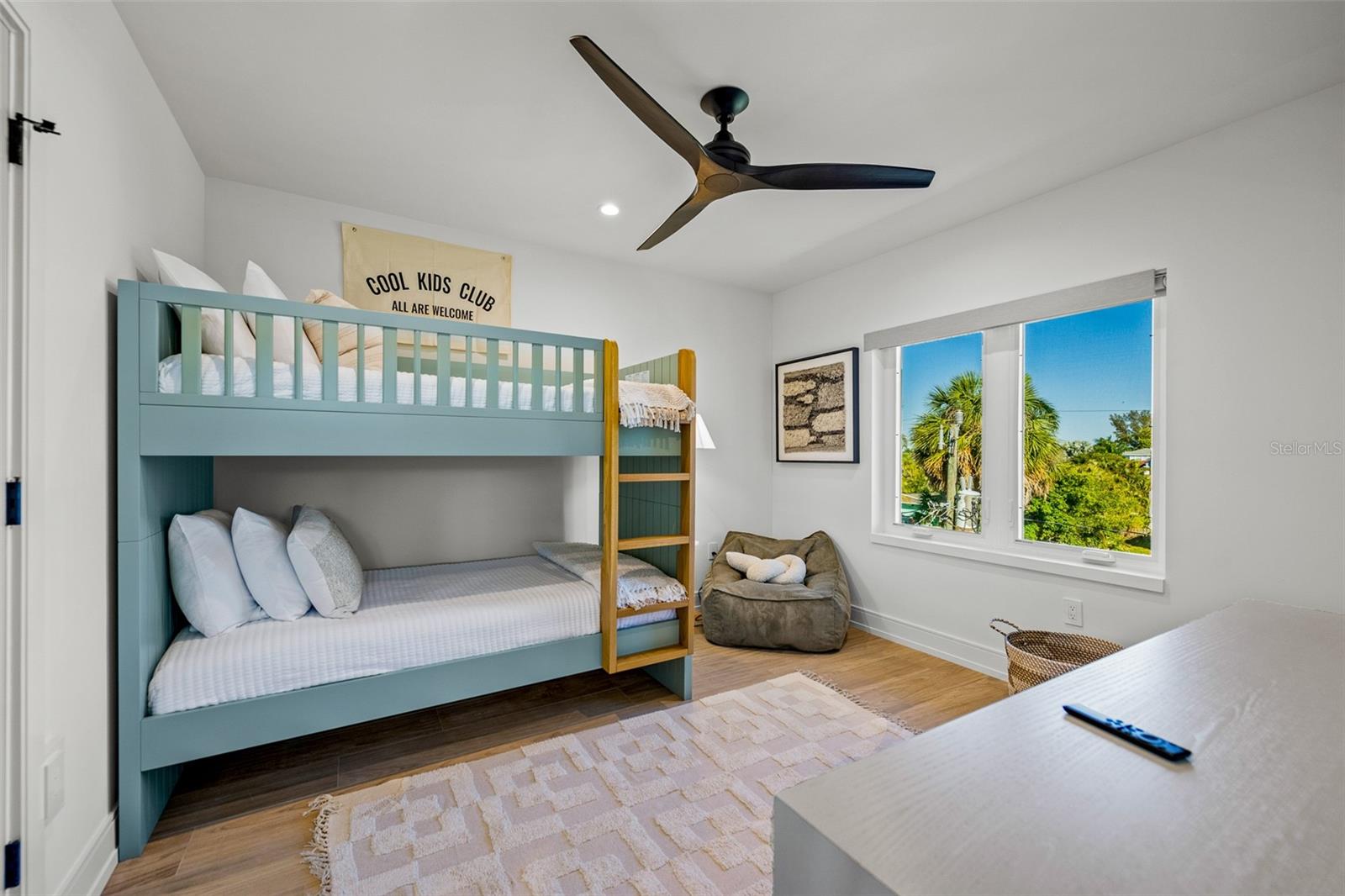 Image 39 of 92 For 401 77th Street