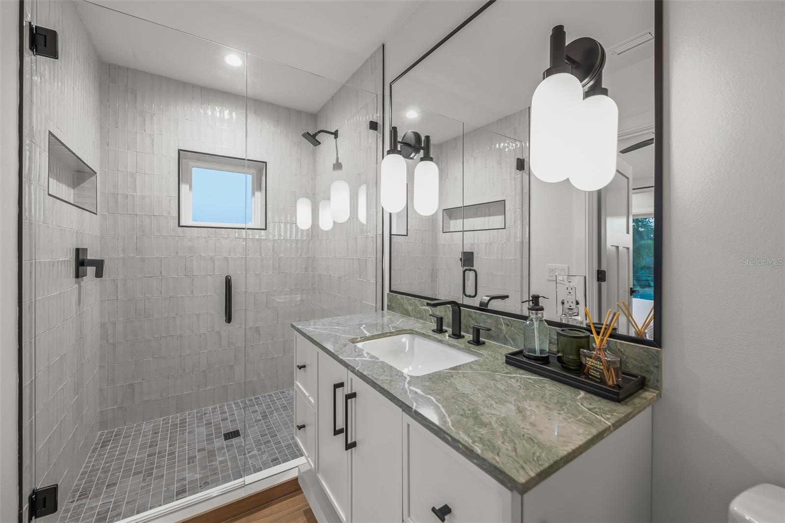 Image 41 of 92 For 401 77th Street