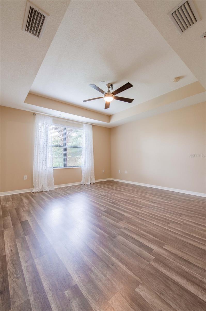 Image 11 of 32 For 7206 Hamilton Road 7206