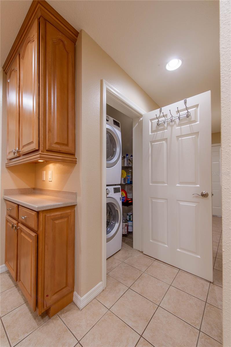 Image 27 of 32 For 7206 Hamilton Road 7206