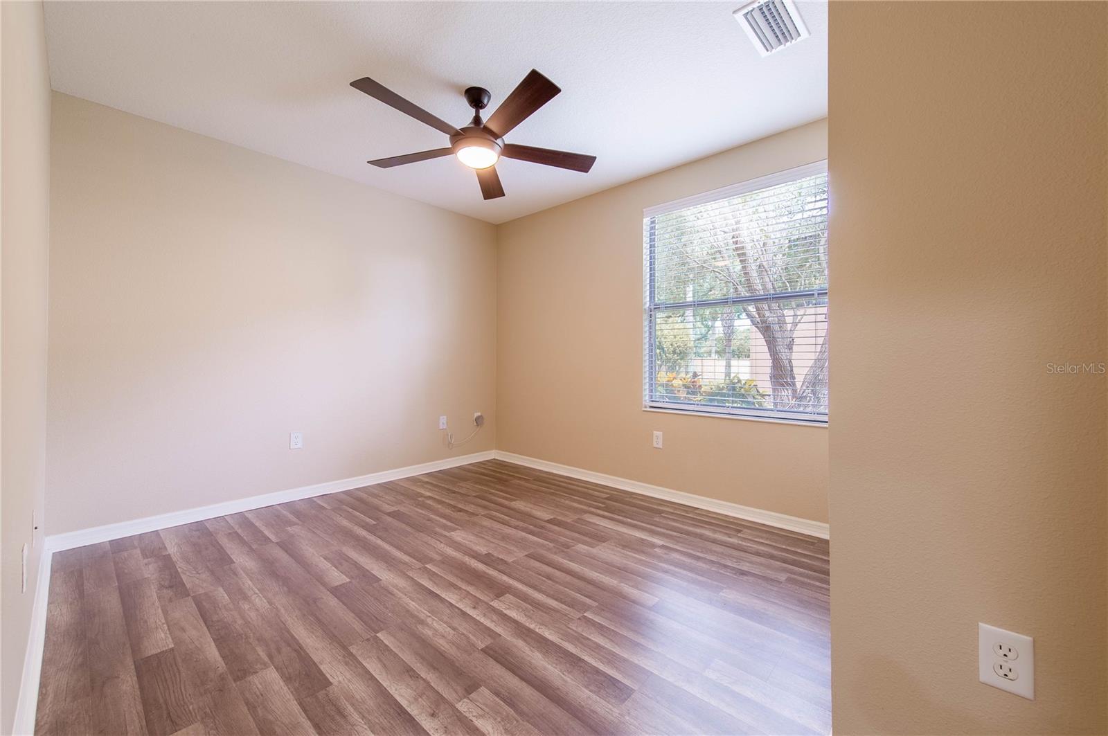 Image 7 of 32 For 7206 Hamilton Road 7206