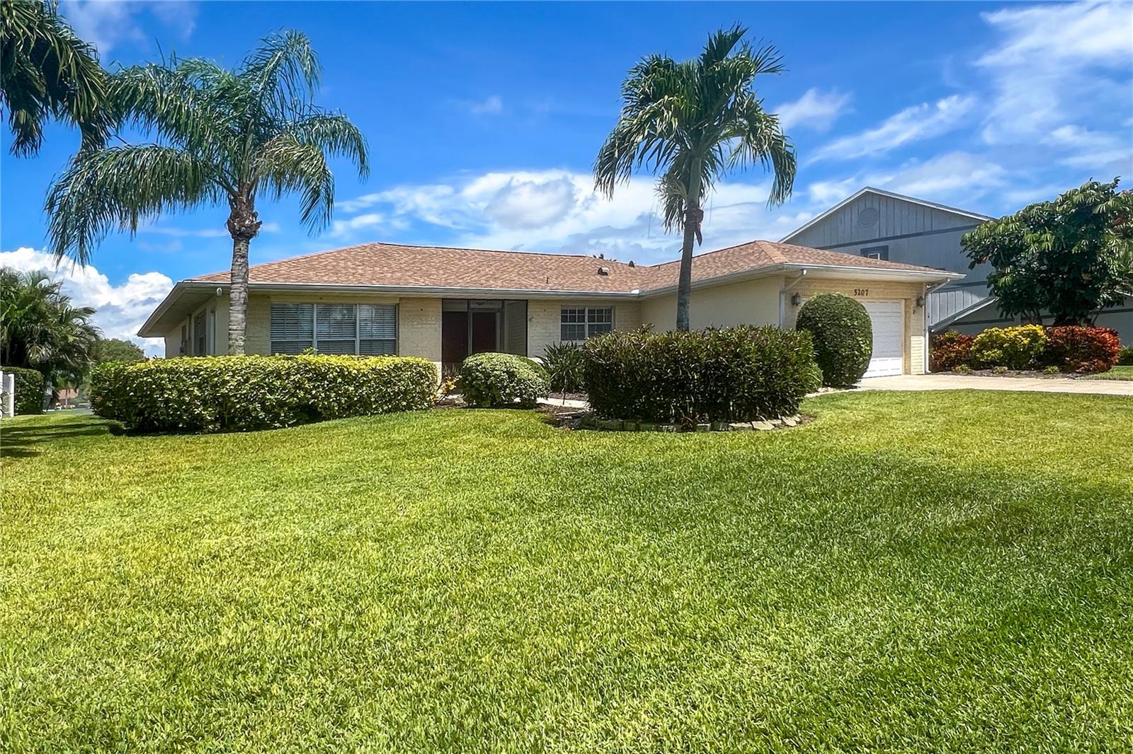 Details for 5207 88th Street W, BRADENTON, FL 34210
