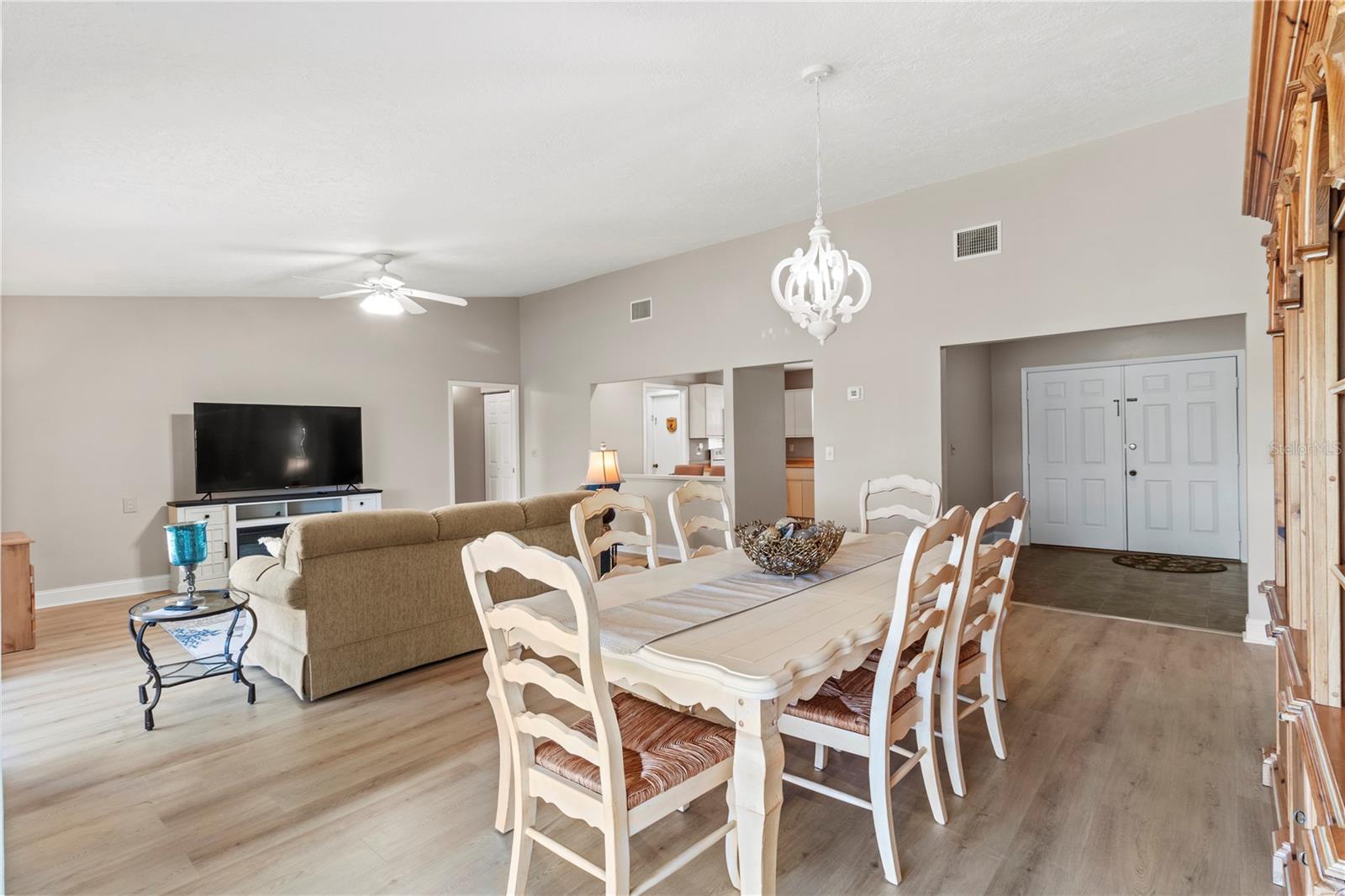 Image 18 of 49 For 5207 88th Street W