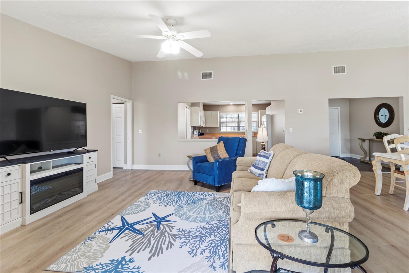 Image 21 of 49 For 5207 88th Street W