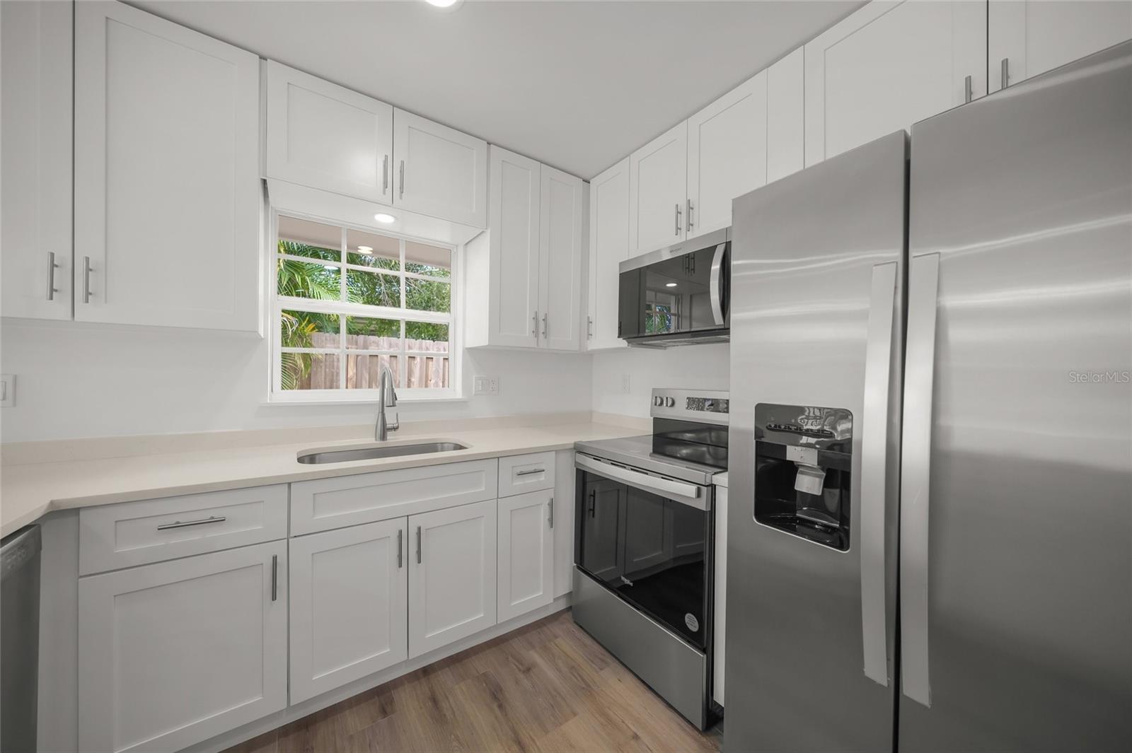 Image 11 of 36 For 2949 Bougainvillea Street