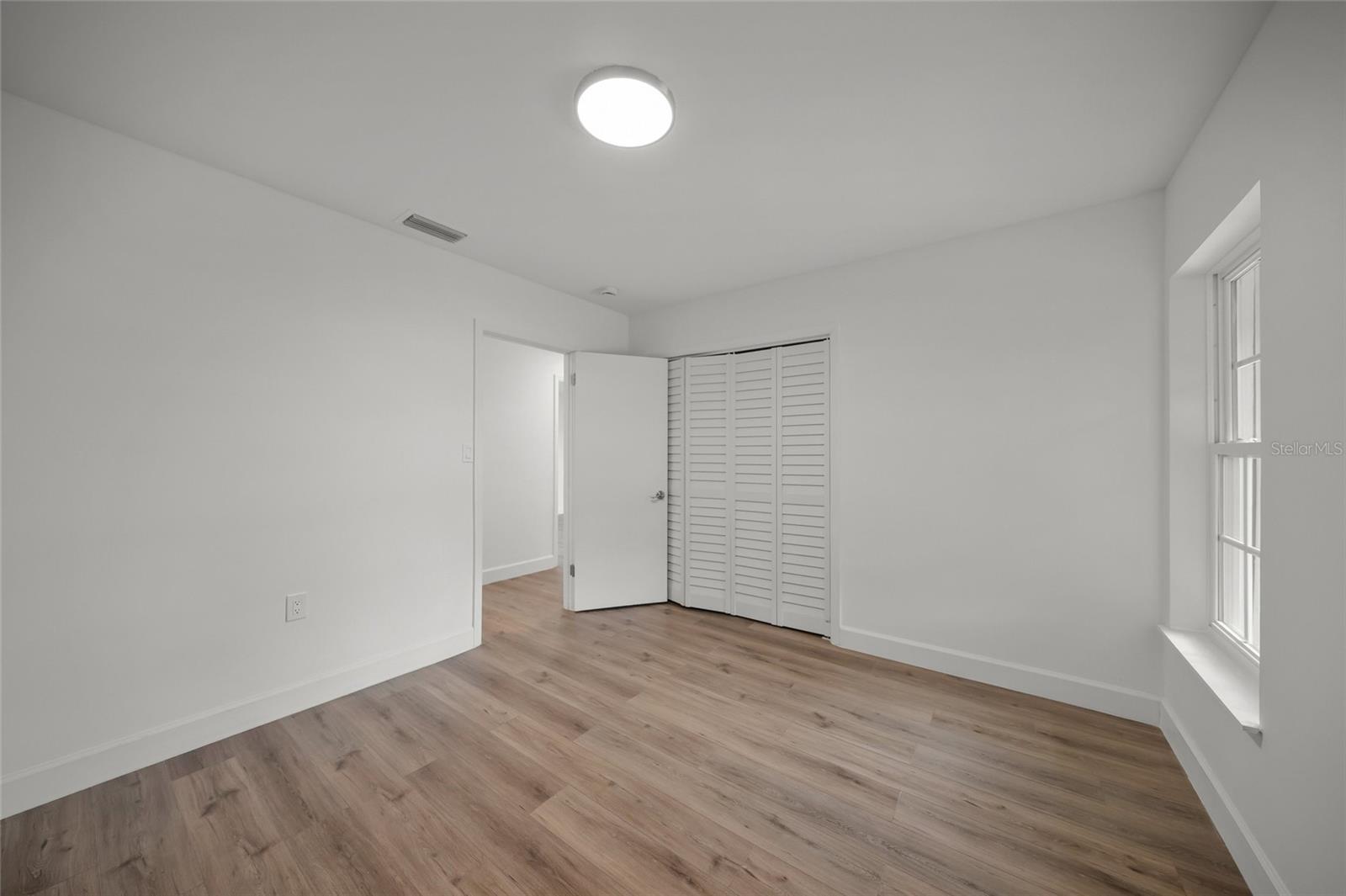 Image 18 of 36 For 2949 Bougainvillea Street