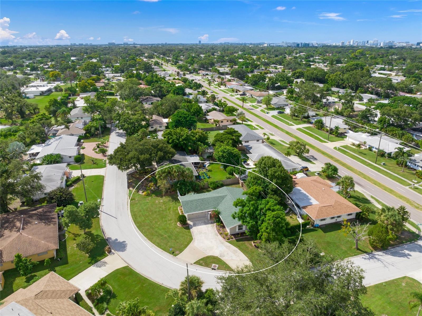 Image 34 of 36 For 2949 Bougainvillea Street