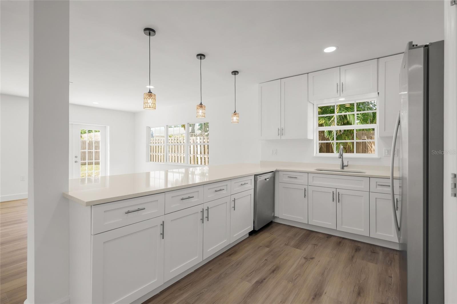 Image 9 of 36 For 2949 Bougainvillea Street