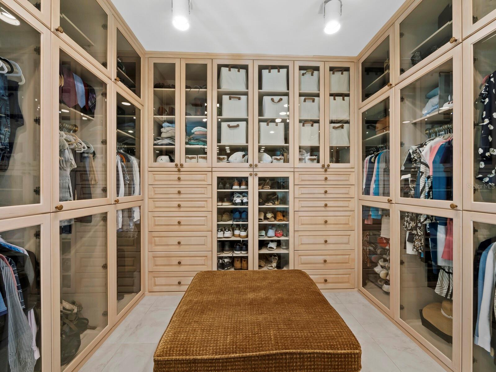 Image 29 of 76 For 3408 Fair Oaks Lane