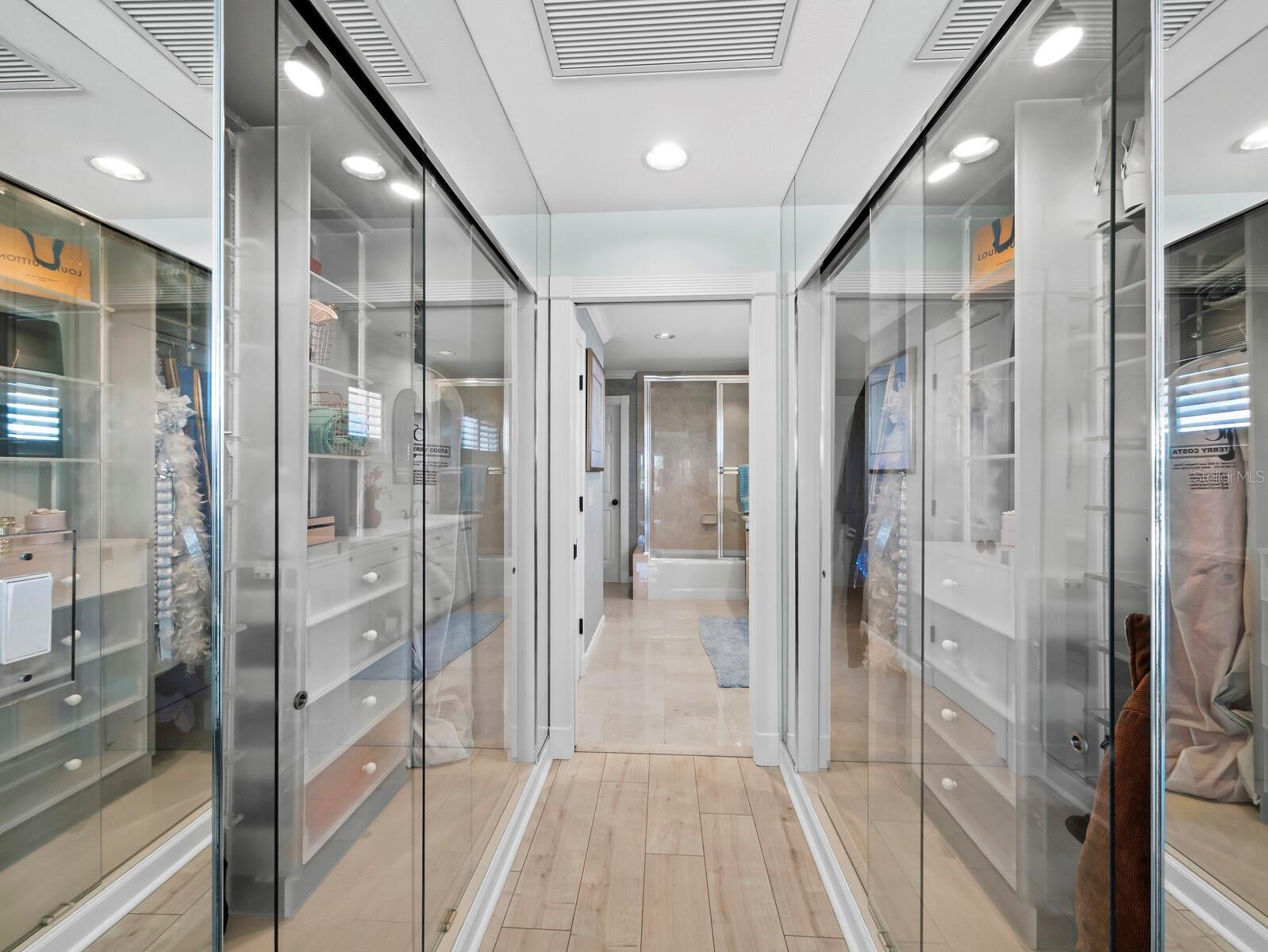 Image 49 of 76 For 3408 Fair Oaks Lane