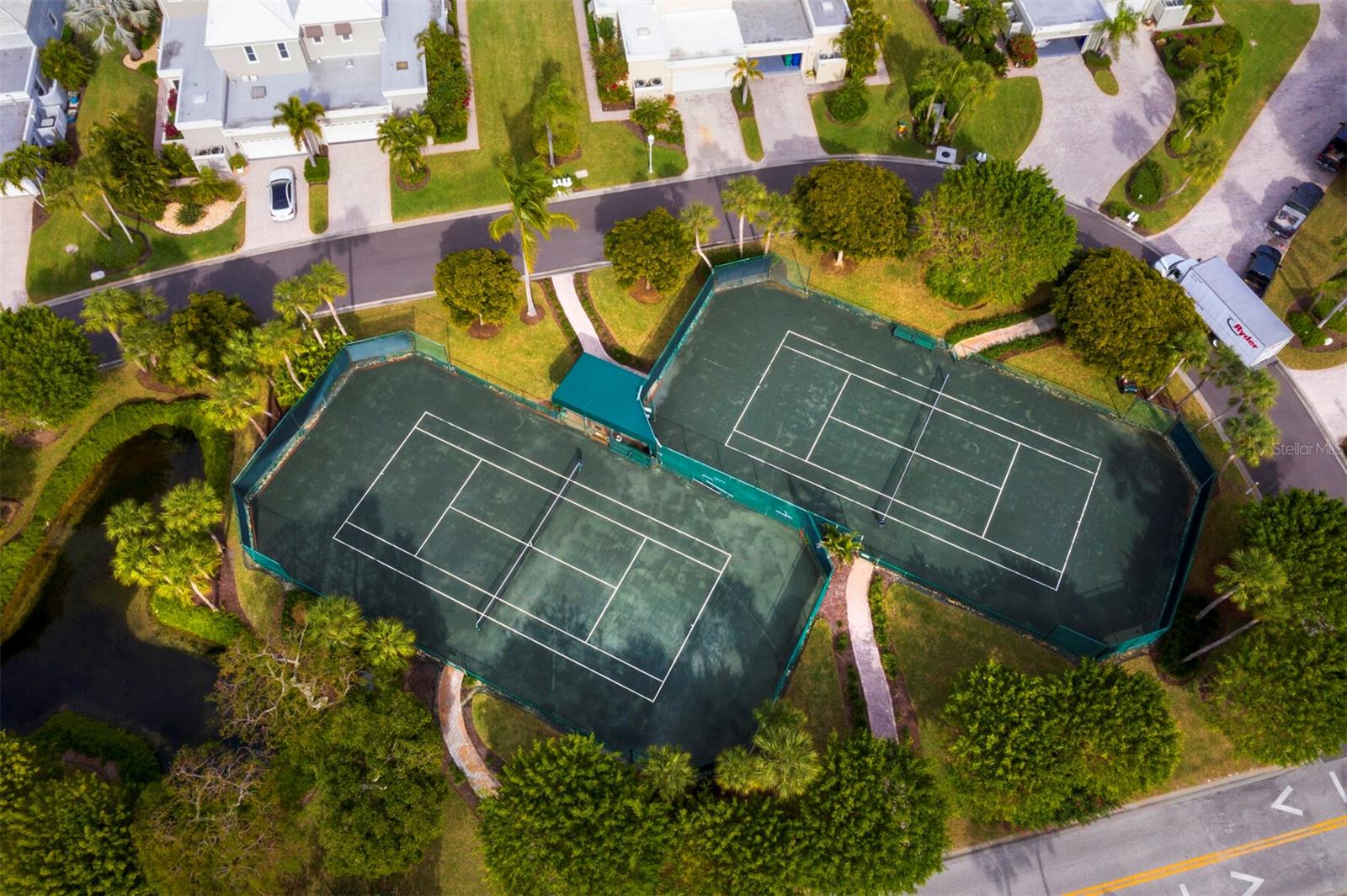 Image 72 of 76 For 3408 Fair Oaks Lane