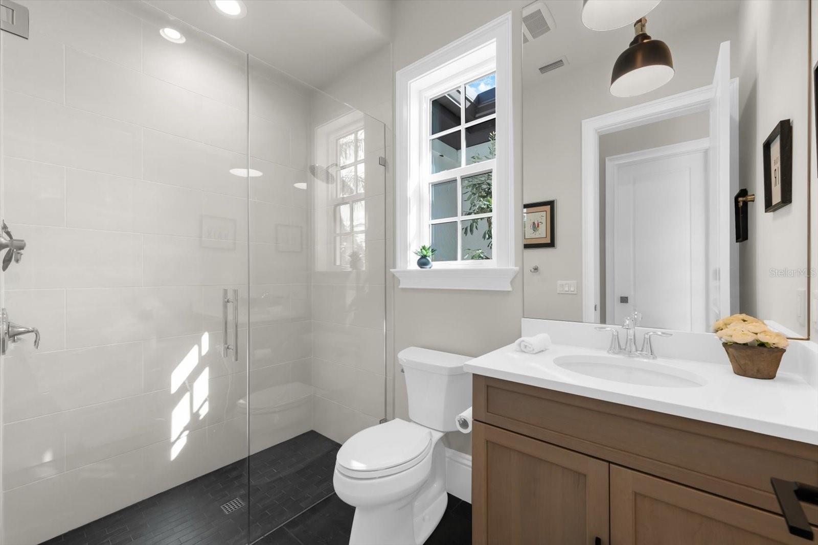 Image 41 of 98 For 8407 Lindrick Lane