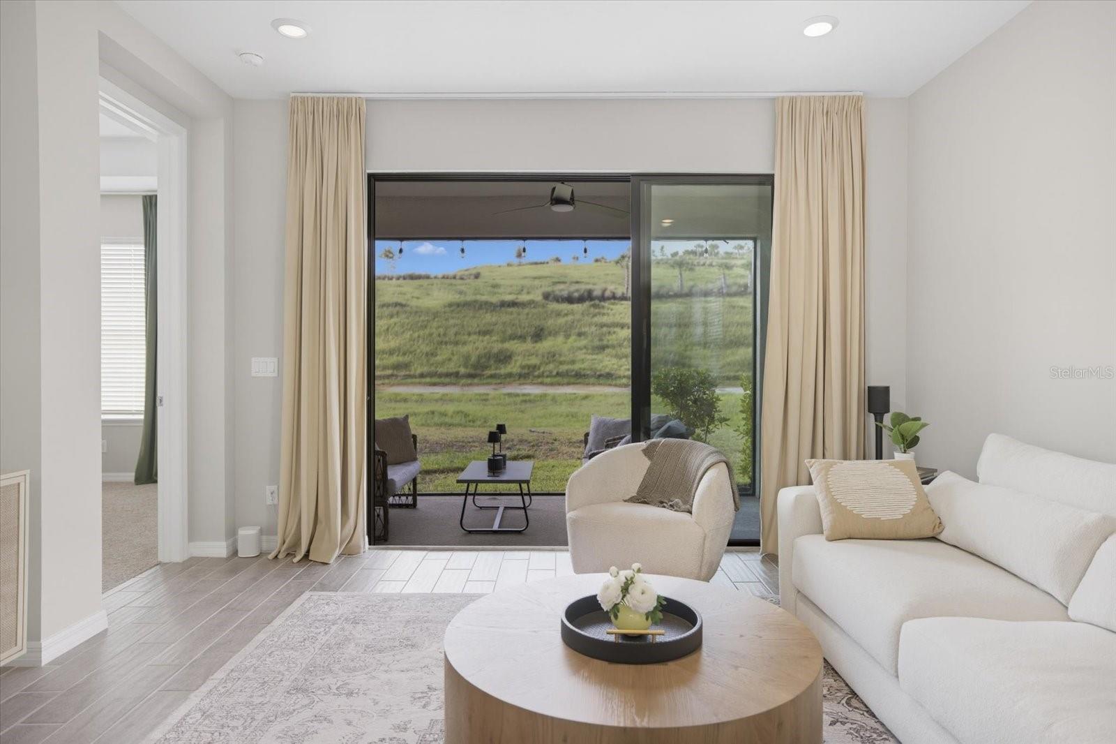 Image 14 of 36 For 6258 Grandview Hill Court