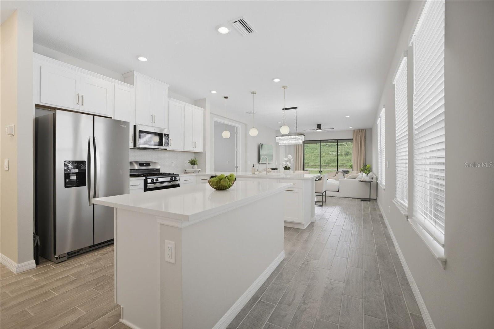 Image 5 of 36 For 6258 Grandview Hill Court