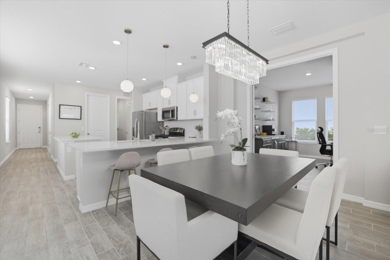 Image 8 of 36 For 6258 Grandview Hill Court