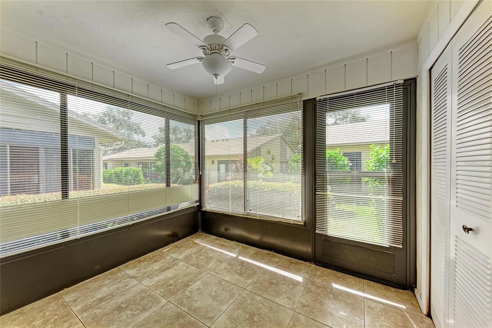 Image 24 of 31 For 2708 60th Avenue Plaza S