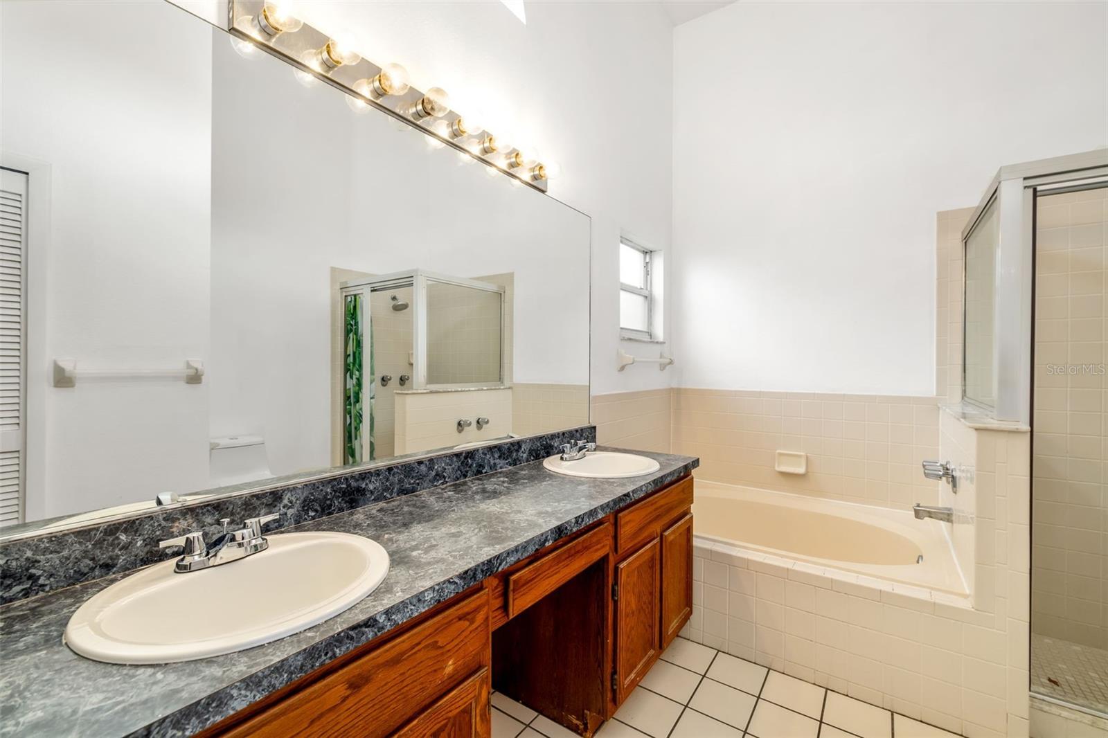 Image 19 of 22 For 4412 11th Avenue E