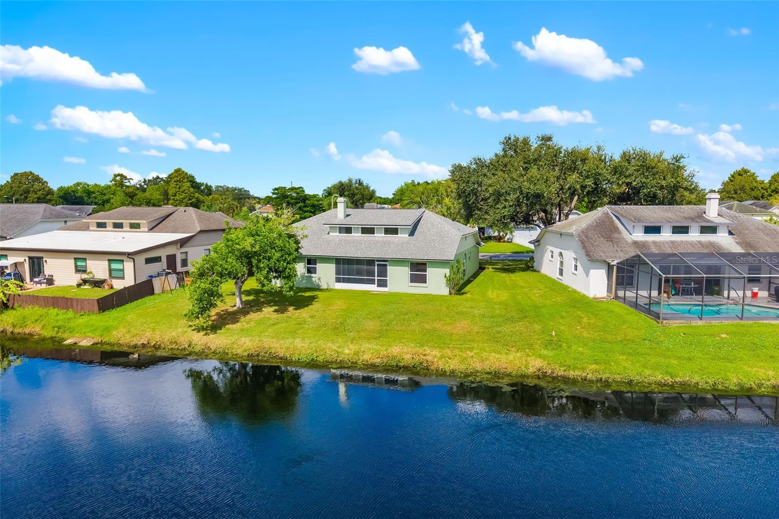 Image 4 of 22 For 4412 11th Avenue E