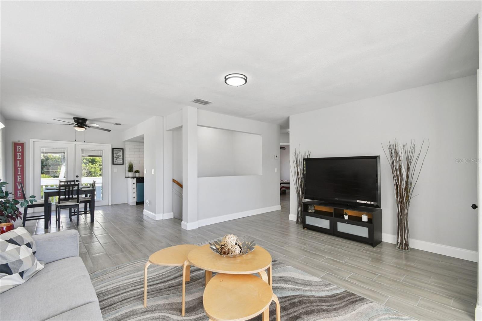 Image 16 of 73 For 5412 3rd Avenue W